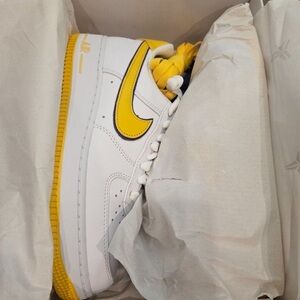 Nike Air Force 1 Low Retro White and Gold Kobe Edition